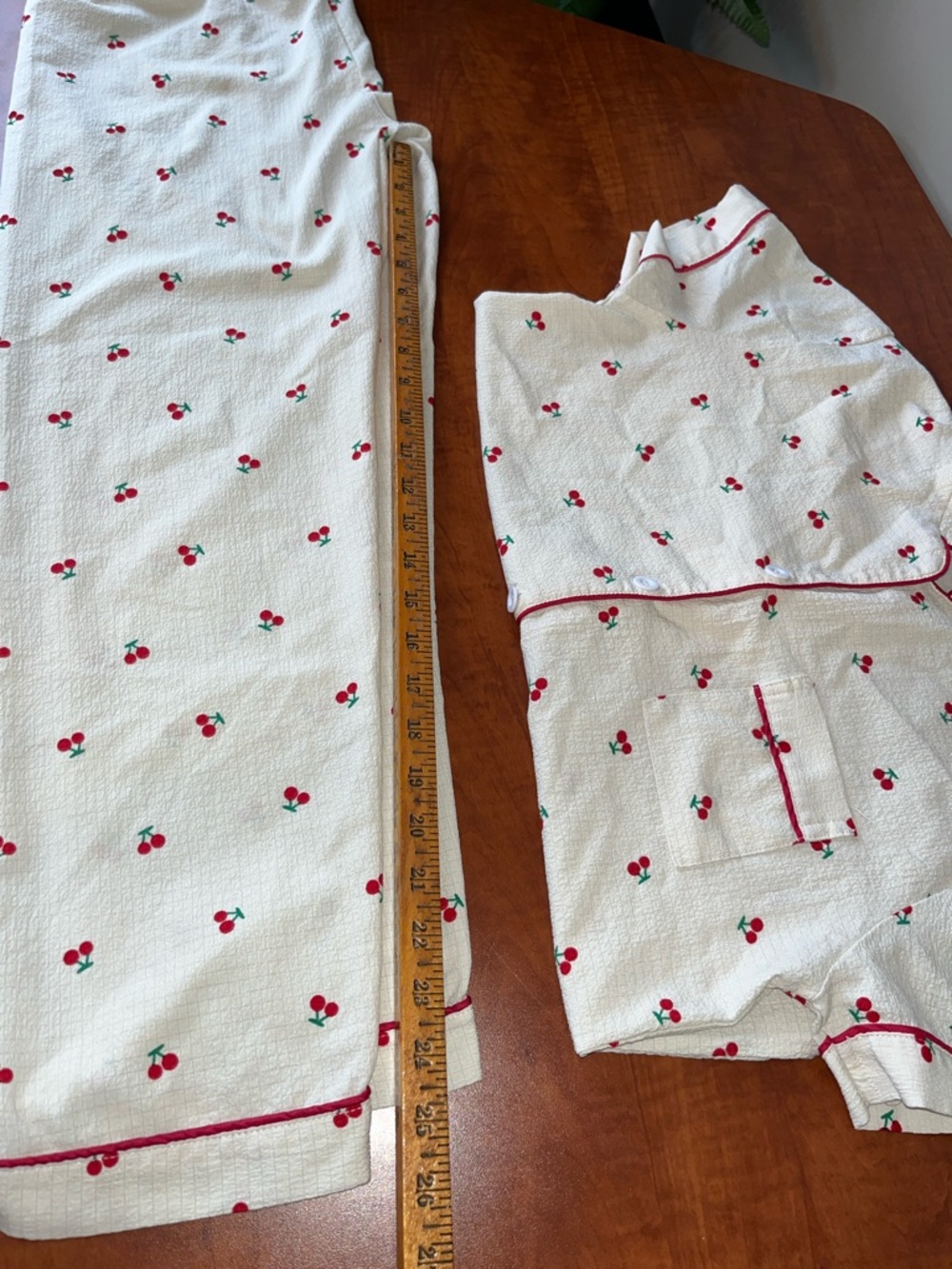 🍒 Cherry Print Pajama Set Red Piping Short Sleeve Button Top Drawstring Pants - Picture 6 of 11
